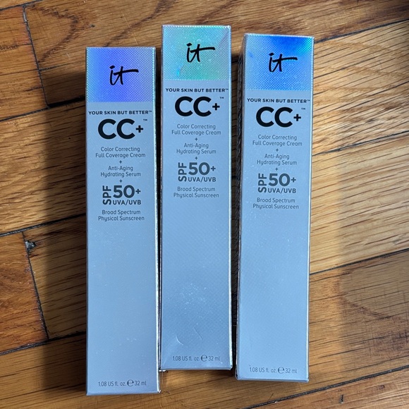 IT Cosmetics CC+ Cream SPF 50+ - Silver Packaging - Picture 1 of 2